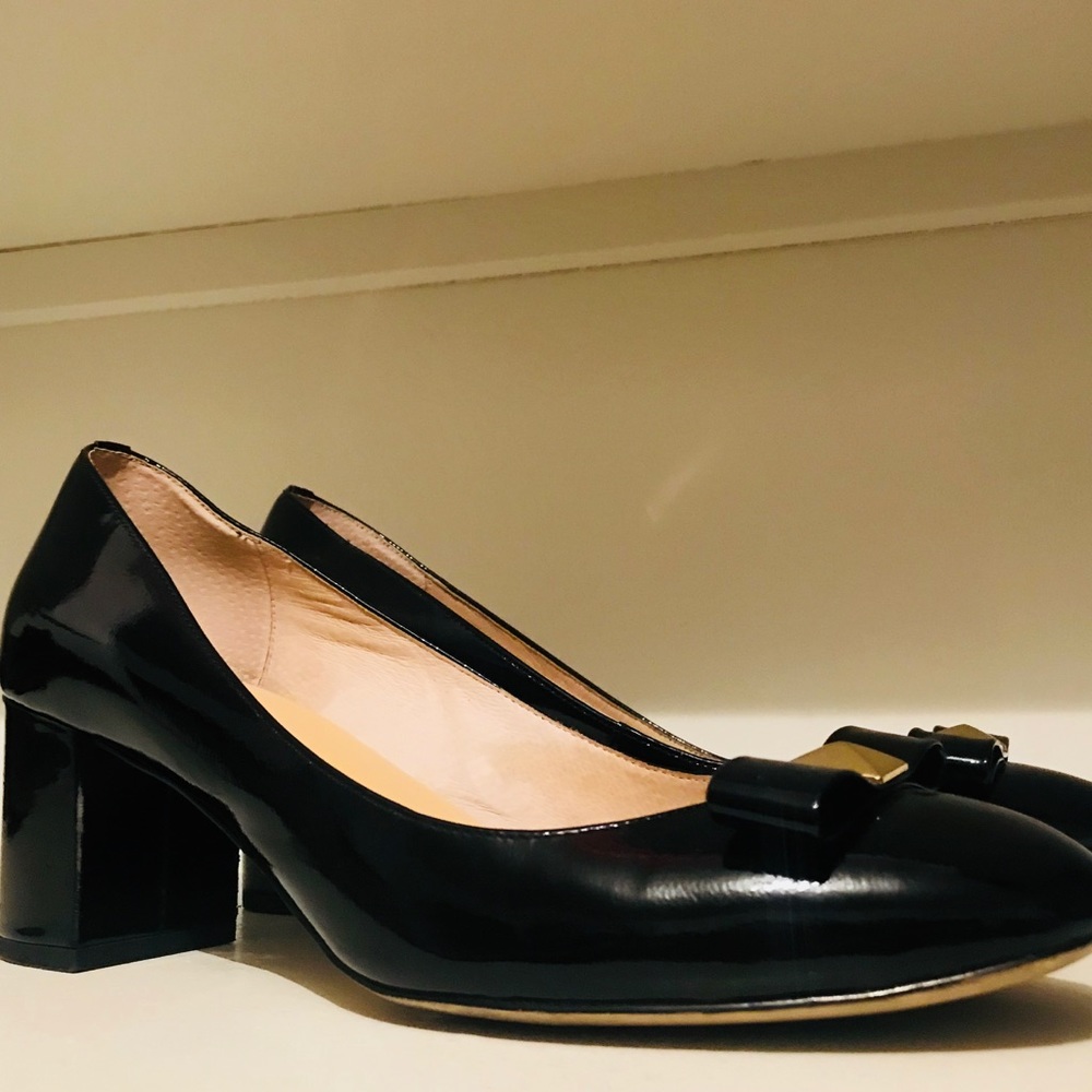 Late Spade block heels with gold button bow